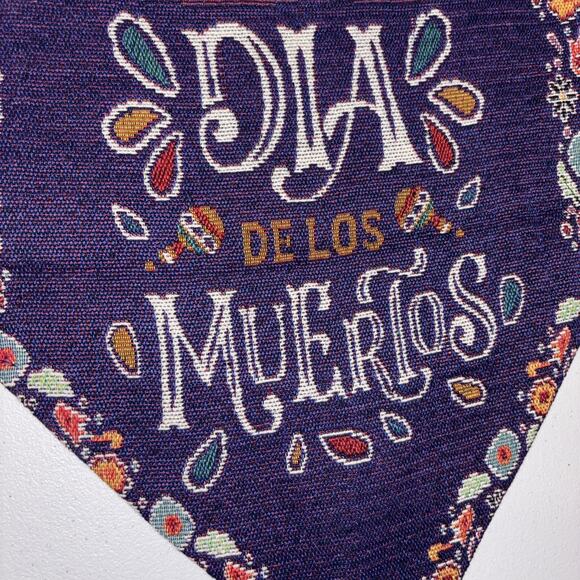 Dia De Los Muertos Day Of The Dead Wall Brocade Decor Hanging Art Skeletons NWT - Picture 2 of 5